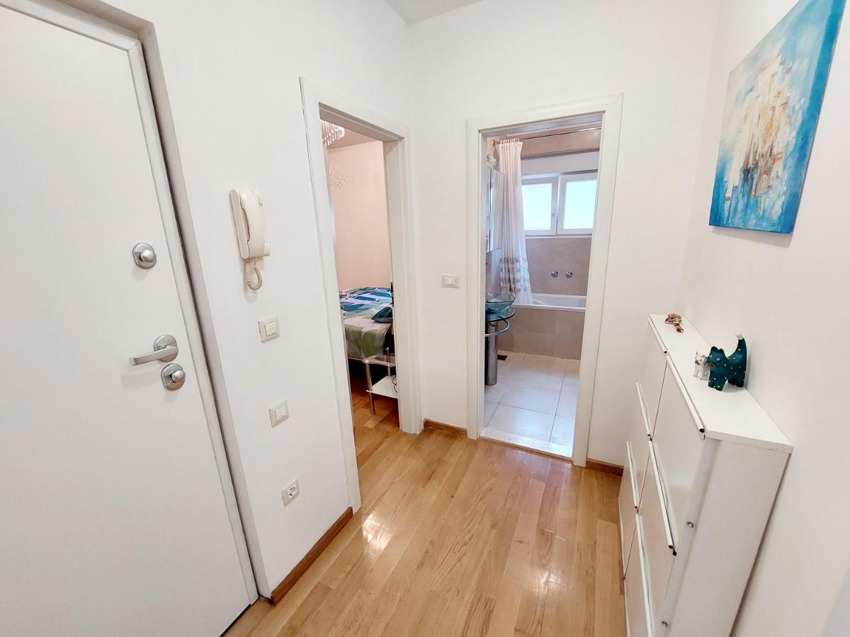 Apartment Divas Split Exterior photo